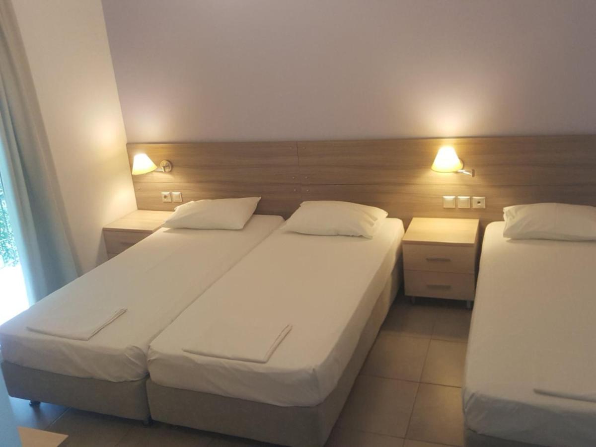Aparthotel Alexandros Kamena Wurla Zewnętrze zdjęcie